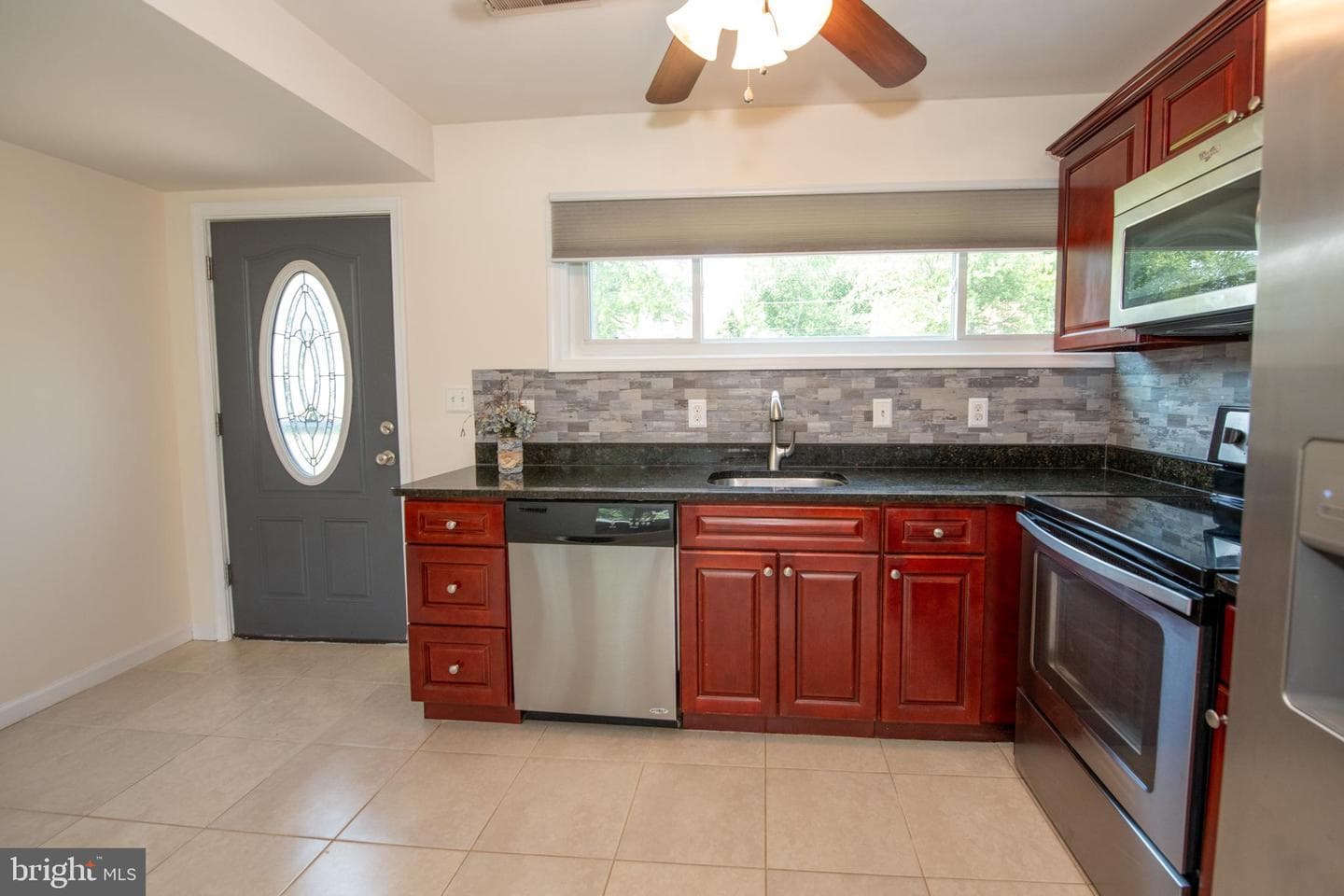 31 Roundwood Lane photo 5