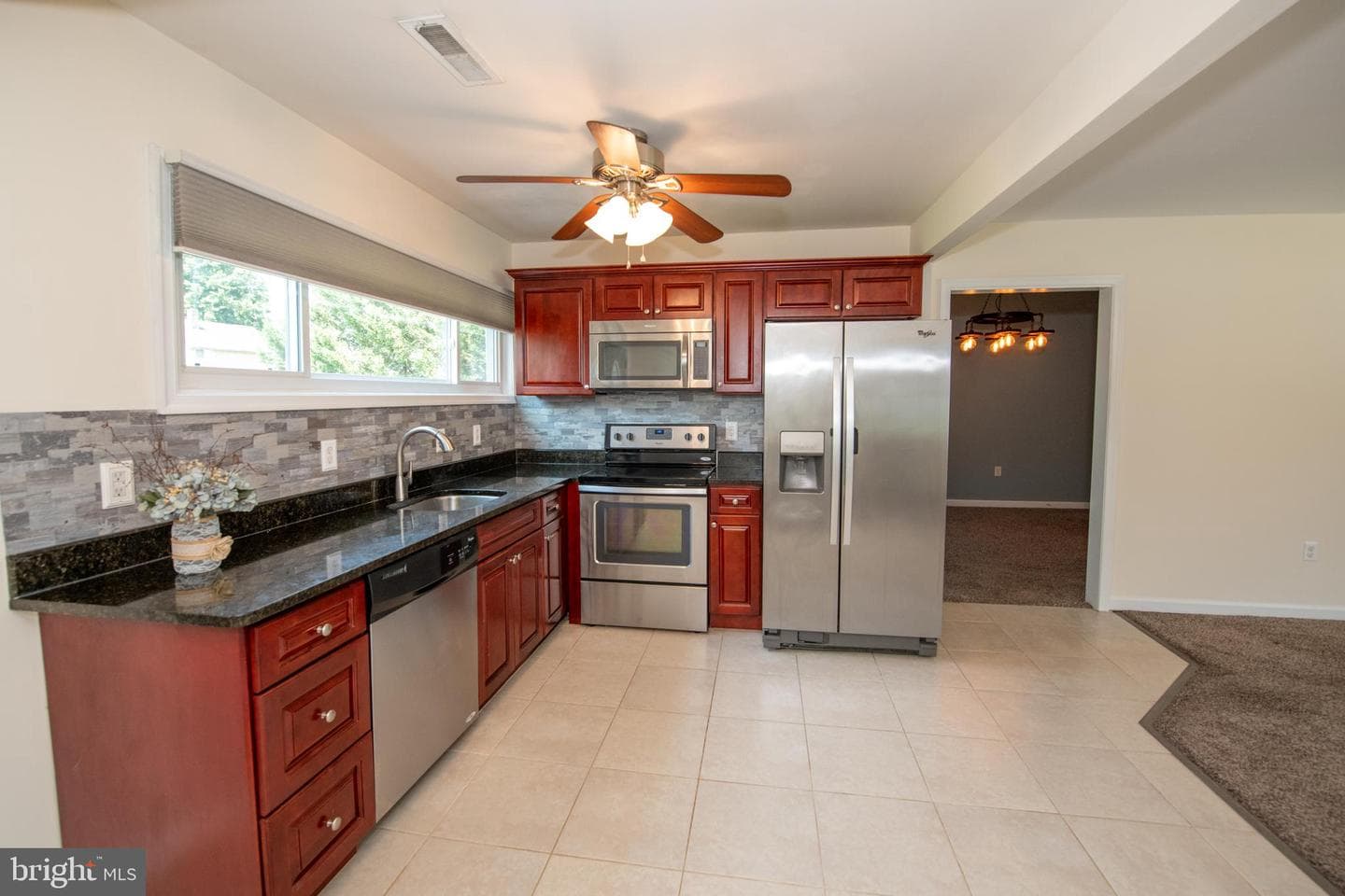 31 Roundwood Lane photo 6