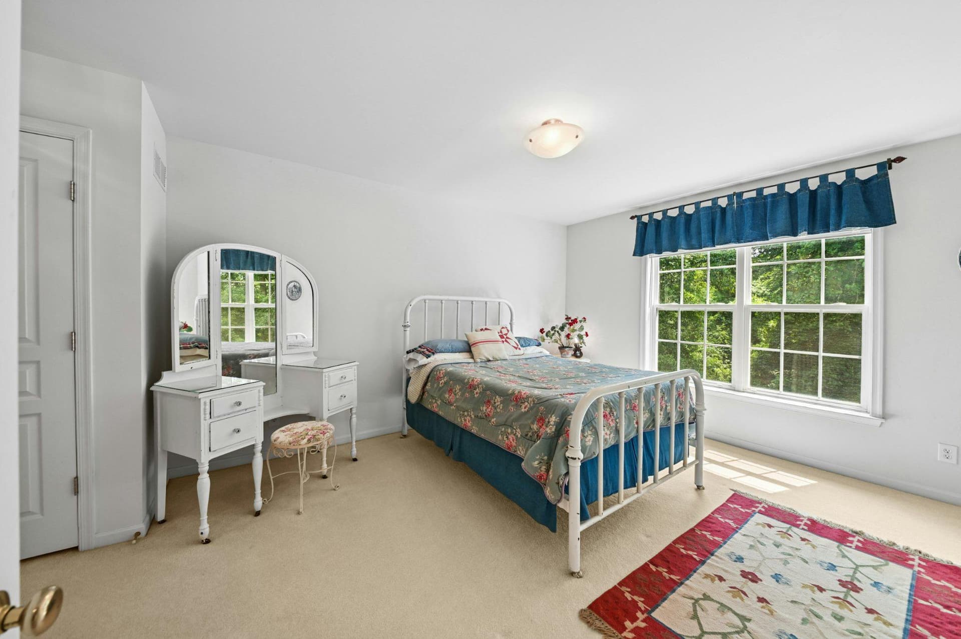 15 Avalon Court photo 23