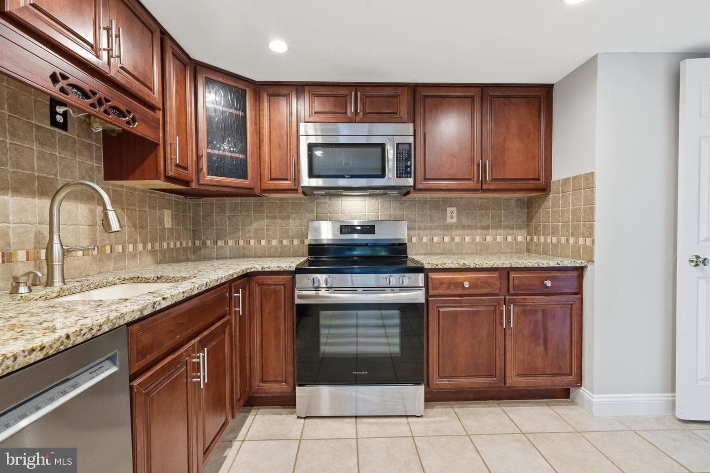 144 Golf Club Drive photo 10