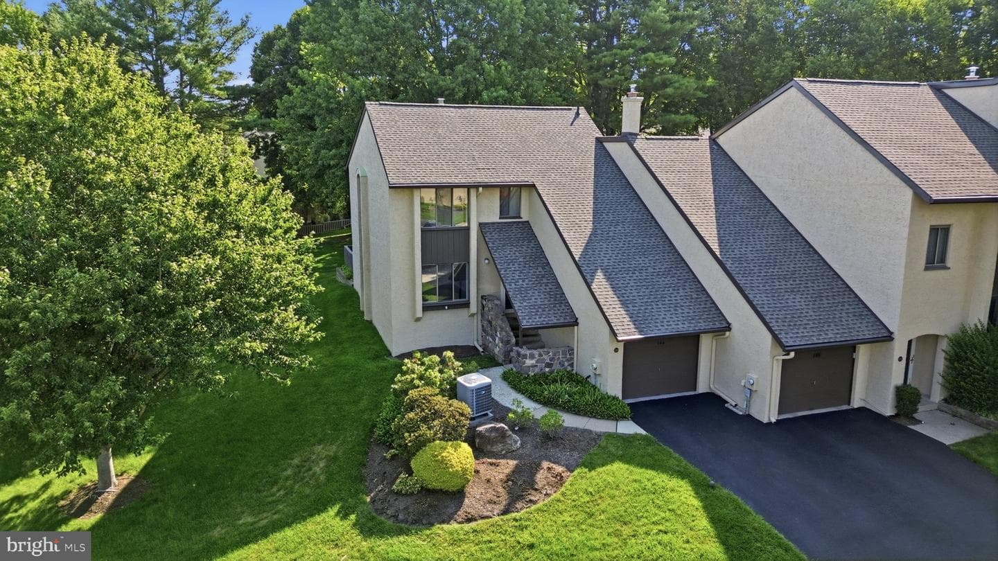 144 Golf Club Drive photo 24