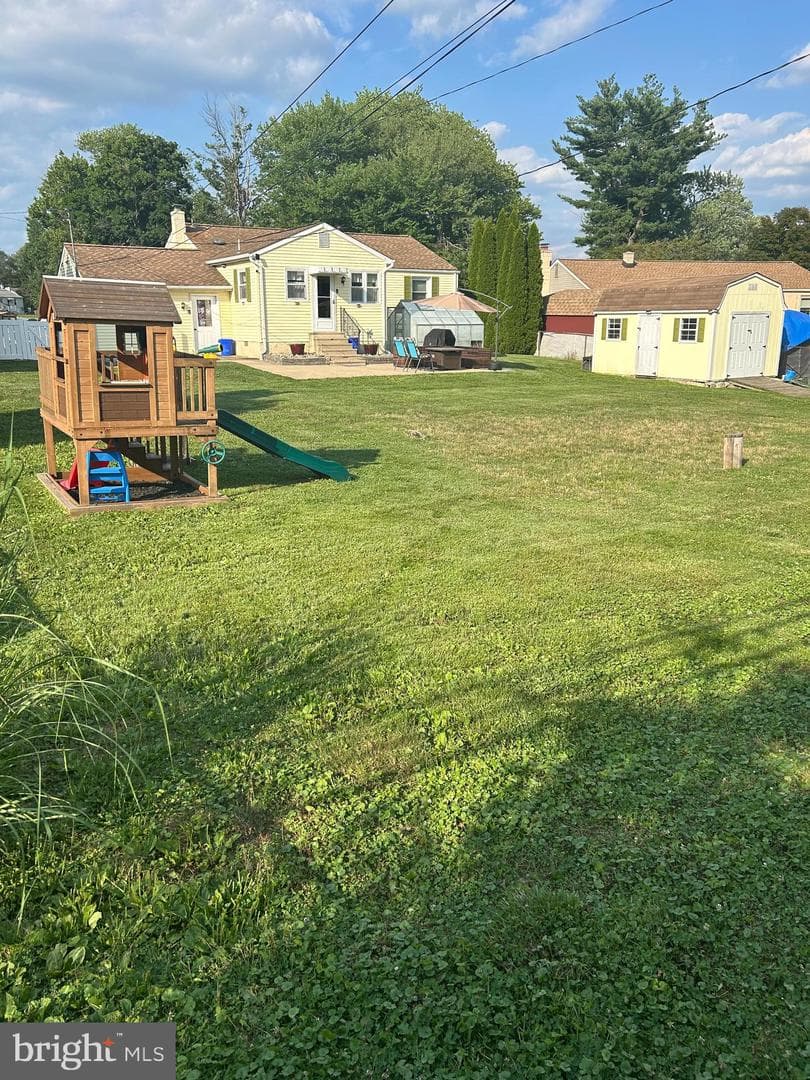 31 Mapleview Drive photo 17