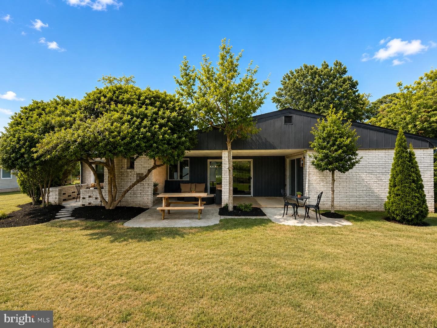 139 Willow Drive photo 59