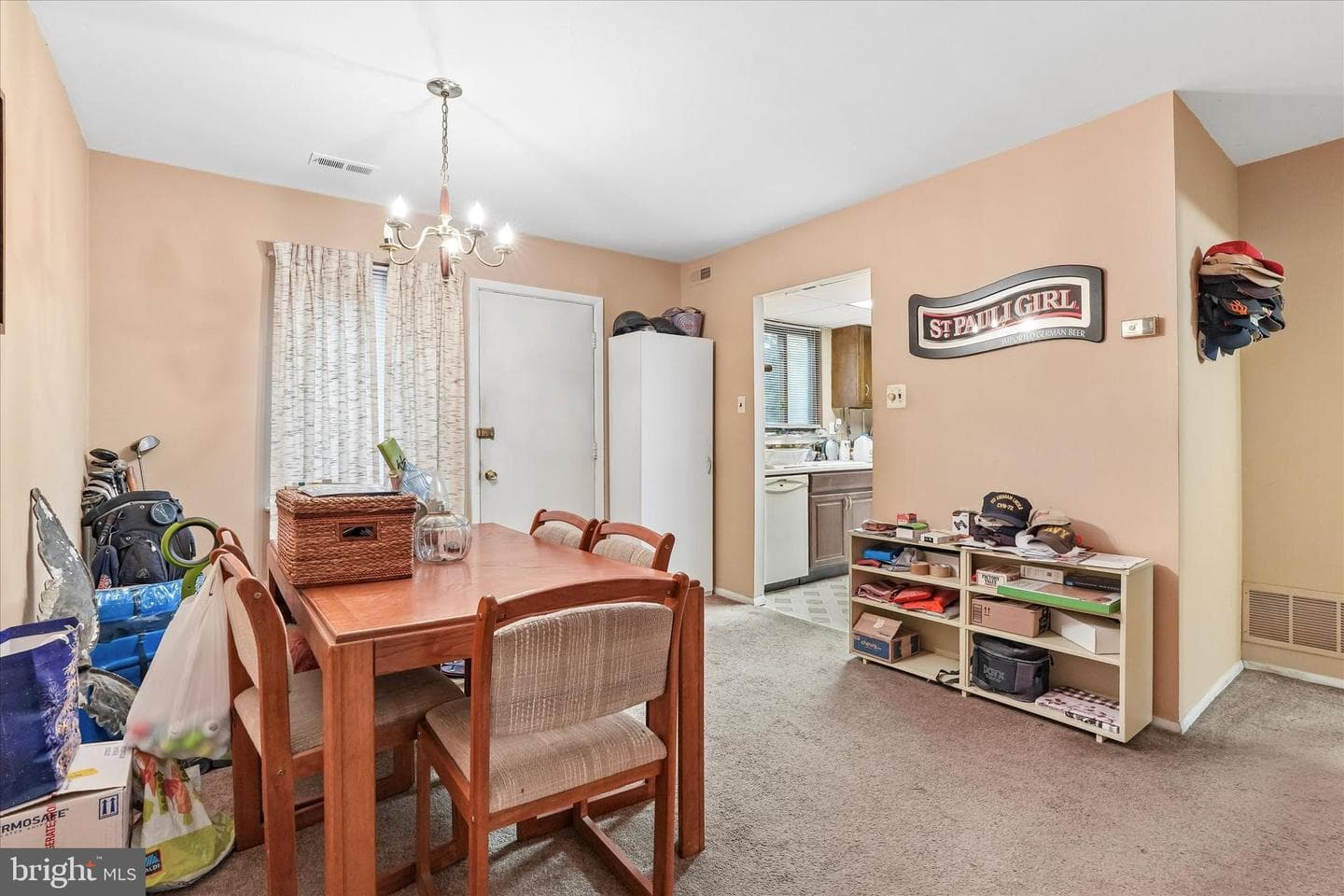 4662 Canterbury Court photo 5