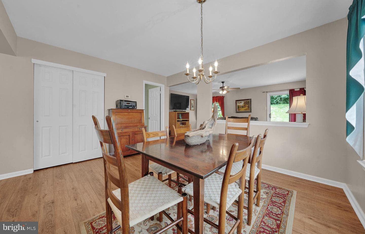 4582 Louise Saint Claire Drive photo 9