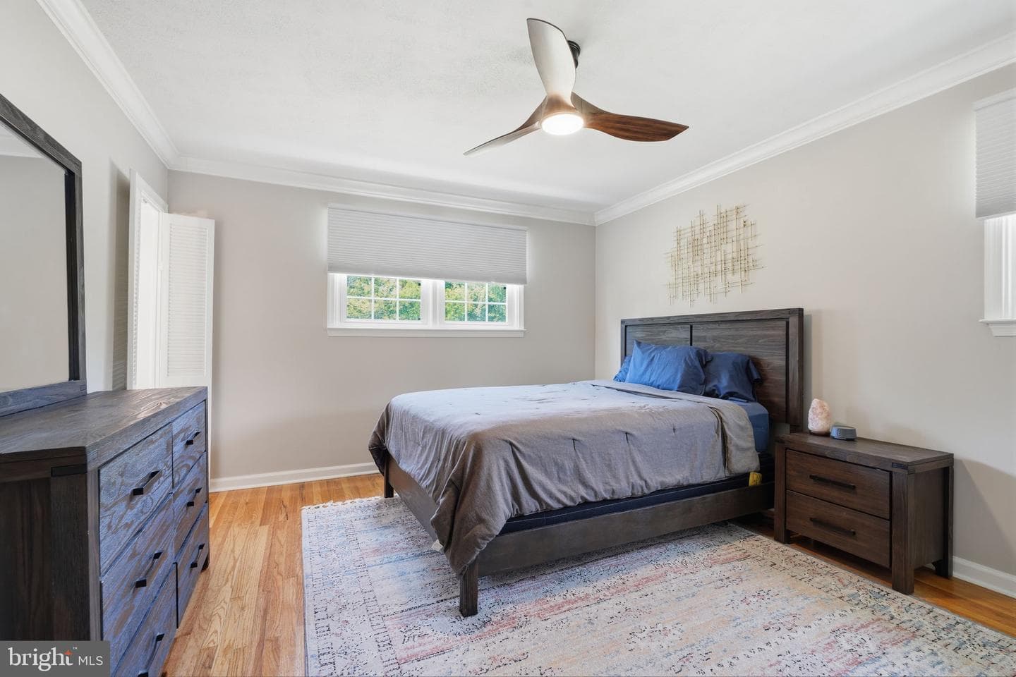 686 Cheryl Drive photo 20