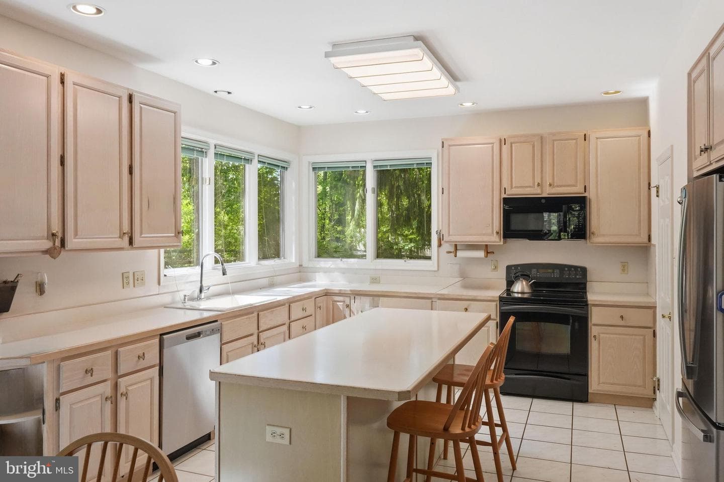 1 Turnberry Way photo 16