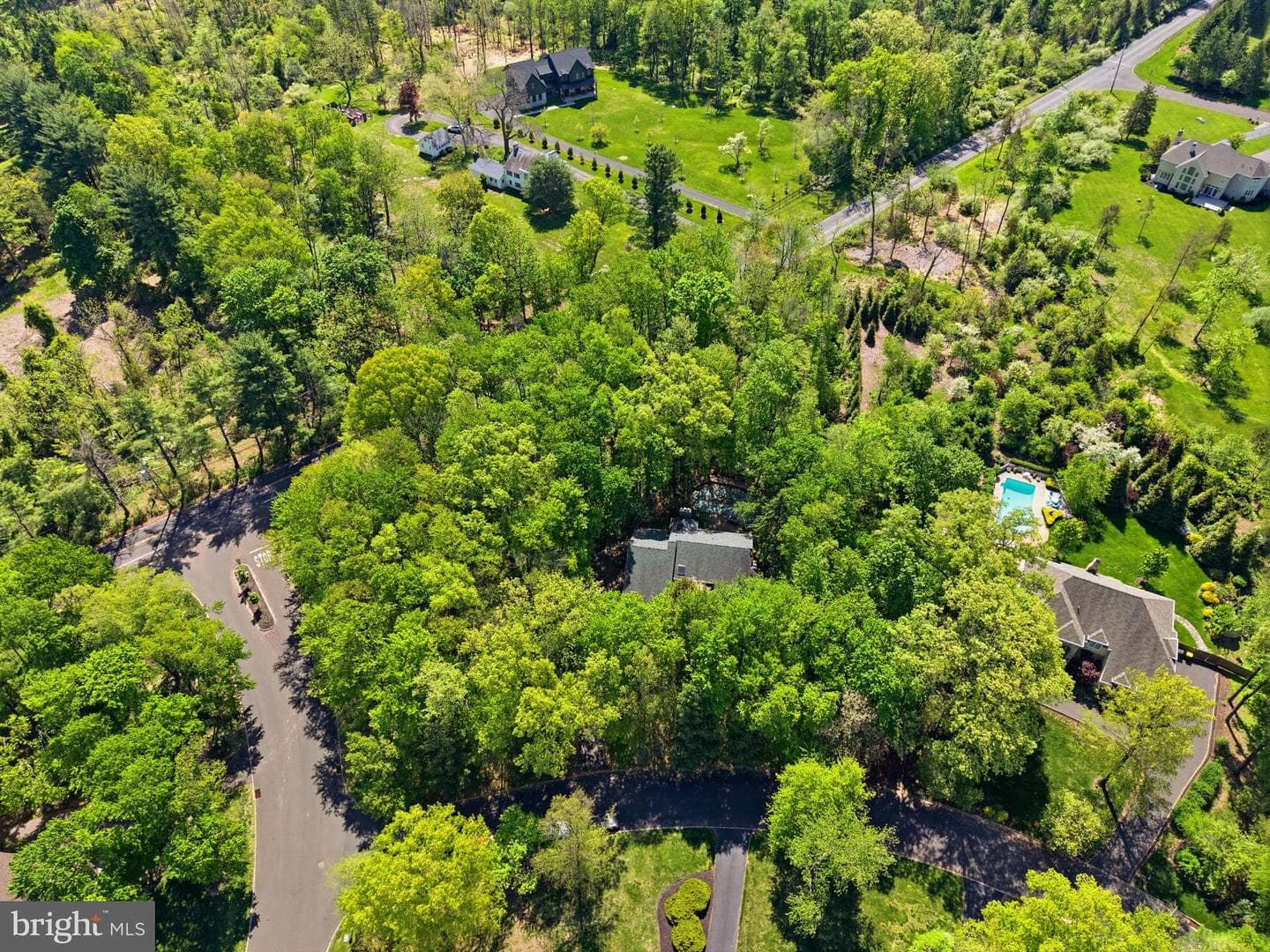 1 Turnberry Way photo 41