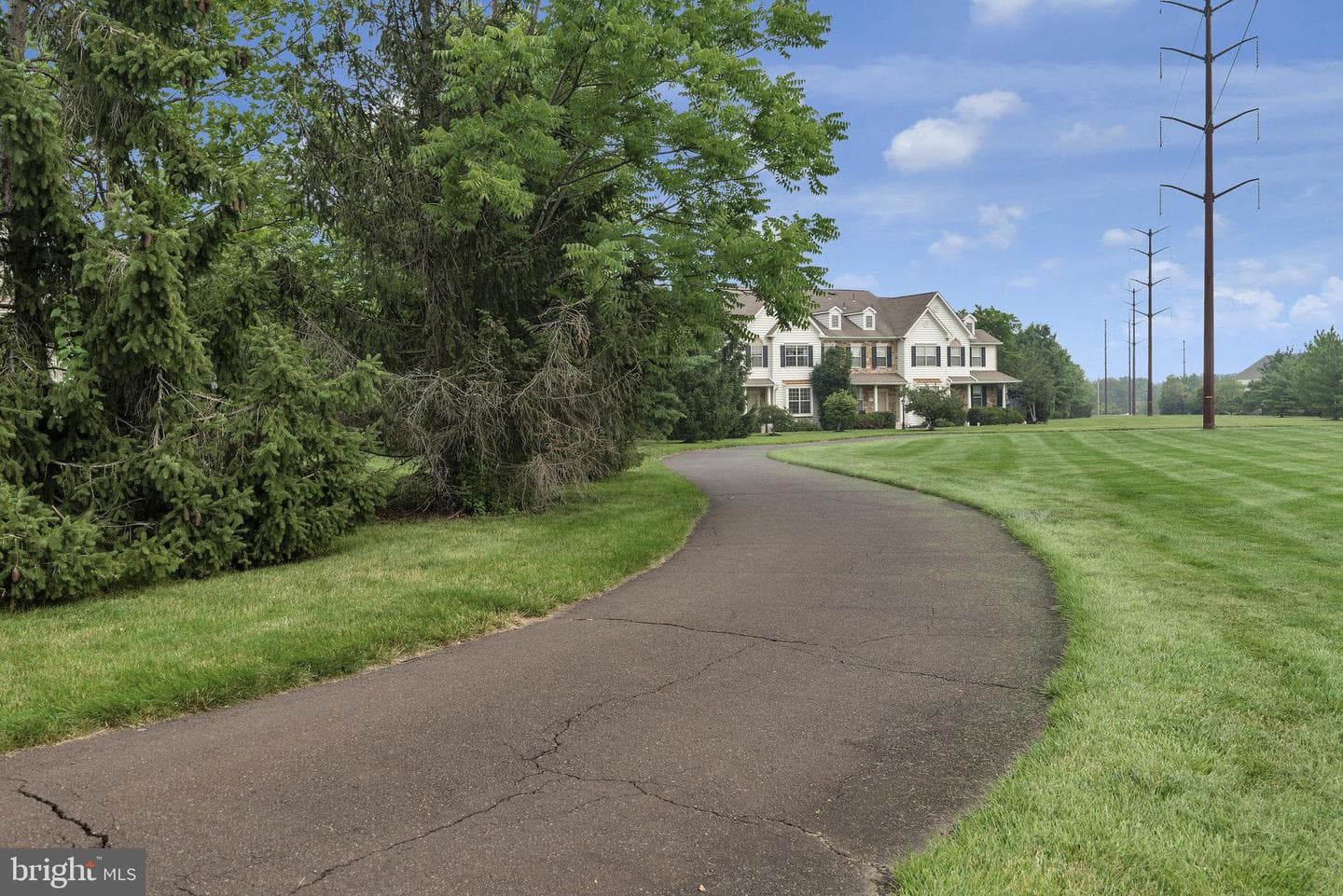 2506 Peachtree Drive photo 40