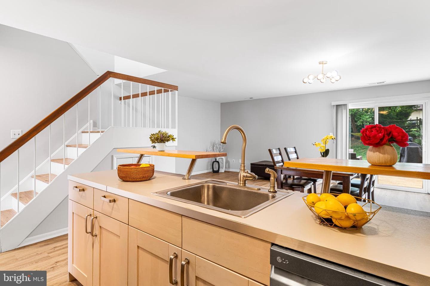994 Bancroft Place photo 17