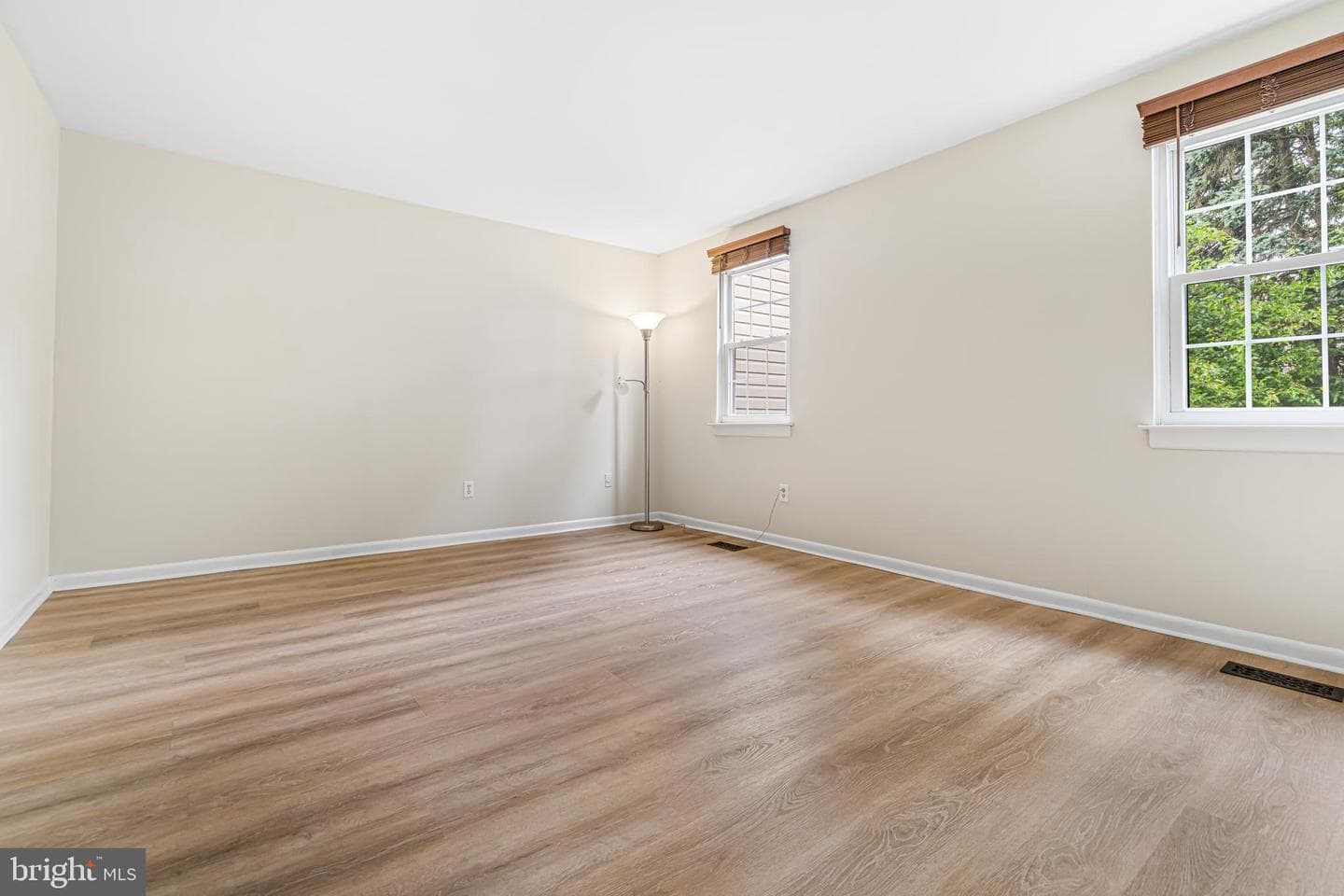 994 Bancroft Place photo 28