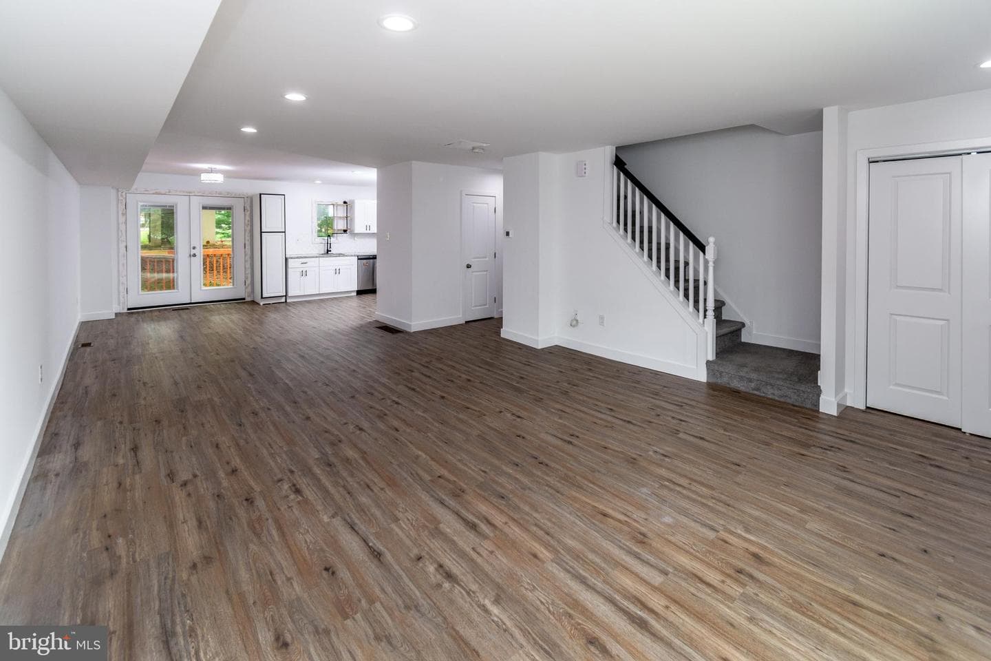106 Providence Avenue photo 16
