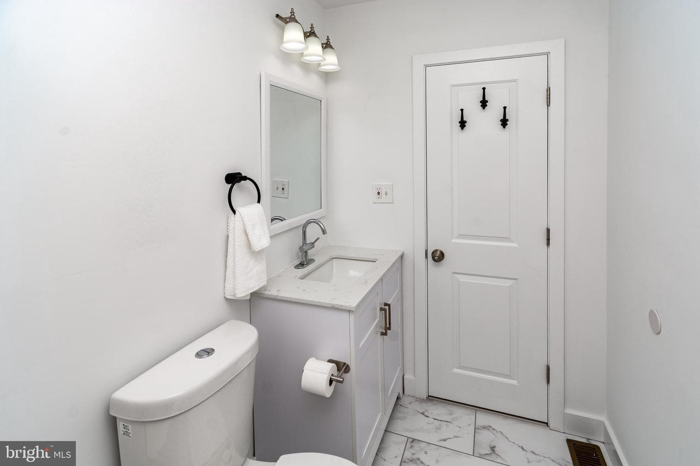 106 Providence Avenue photo 25