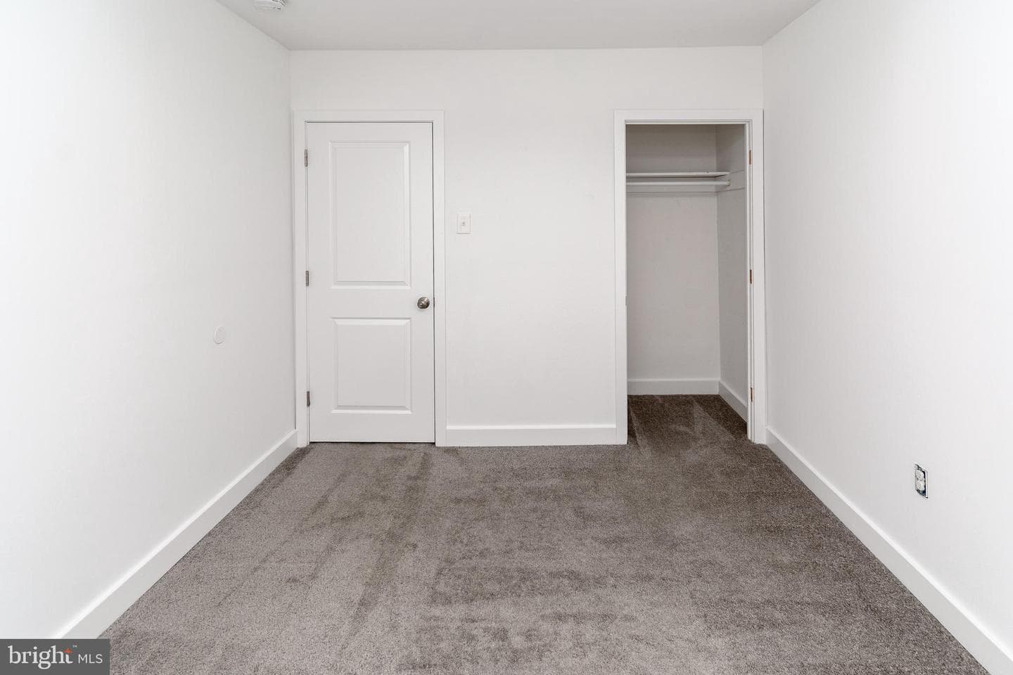 106 Providence Avenue photo 28