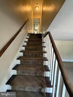 284 W State Street photo 5