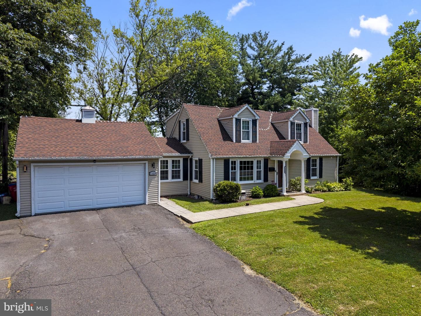 1329 W County Line Road, Warminster