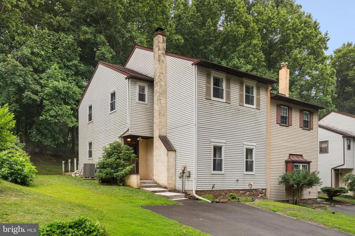 610 Valley Stream Circle, Feasterville Trevose
