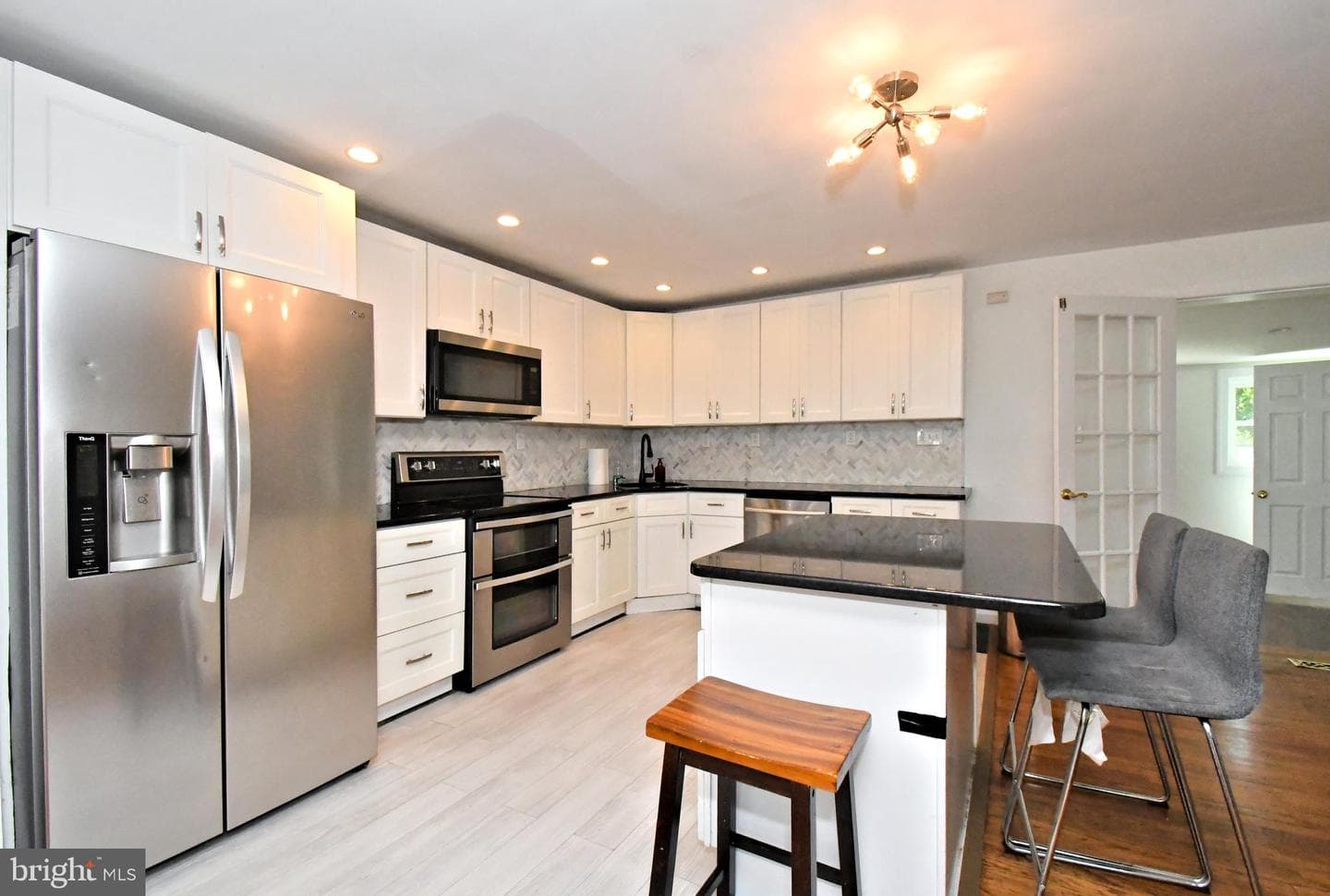 2023 Lockwood Lane photo 17
