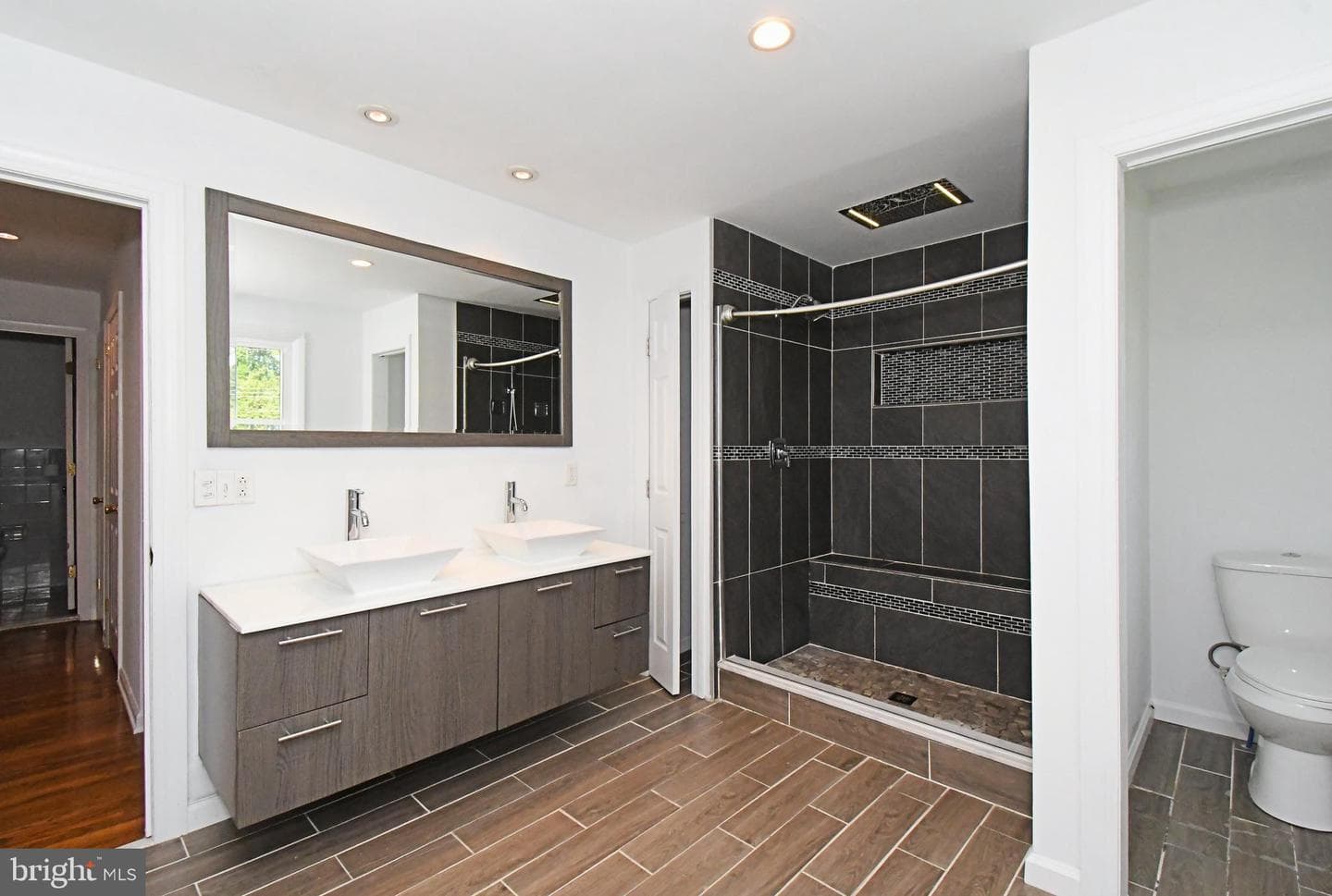 2023 Lockwood Lane photo 29