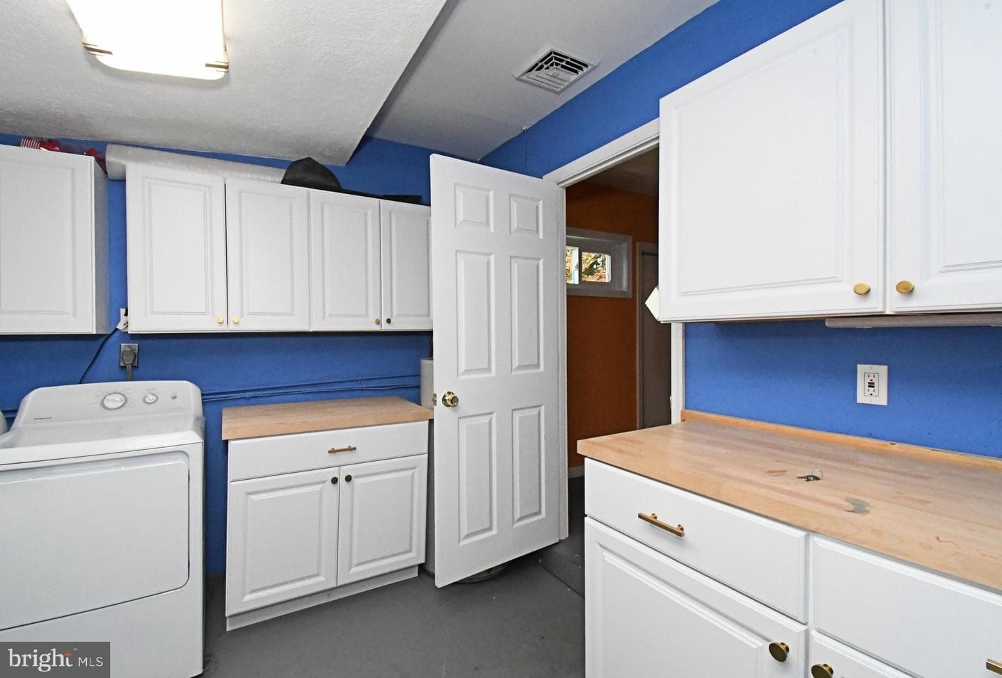 2023 Lockwood Lane photo 37
