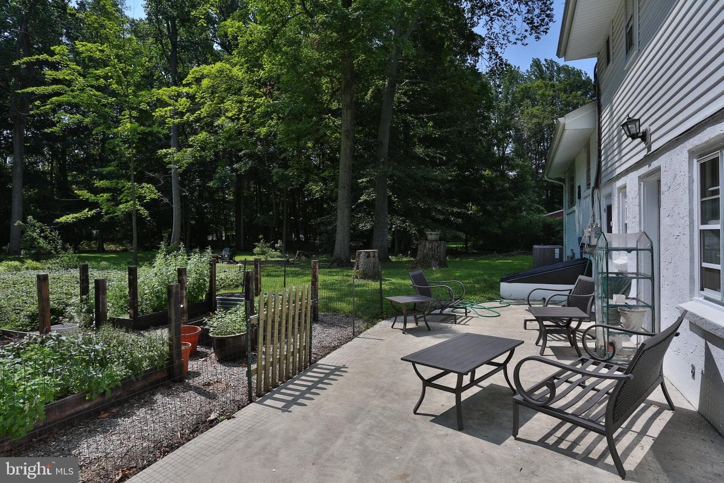 93 Buttonwood Lane photo 33