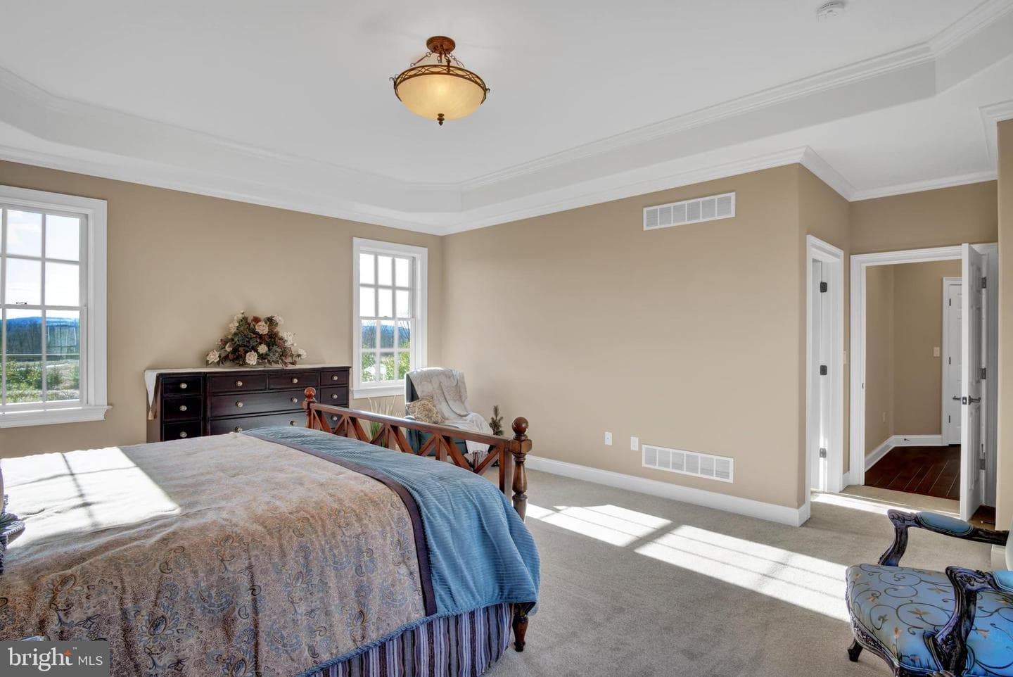 315 Pennington Drive photo 23