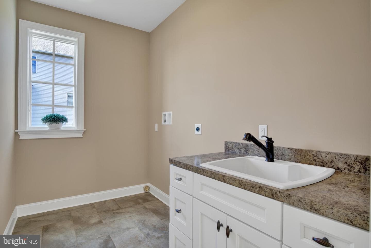 315 Pennington Drive photo 30