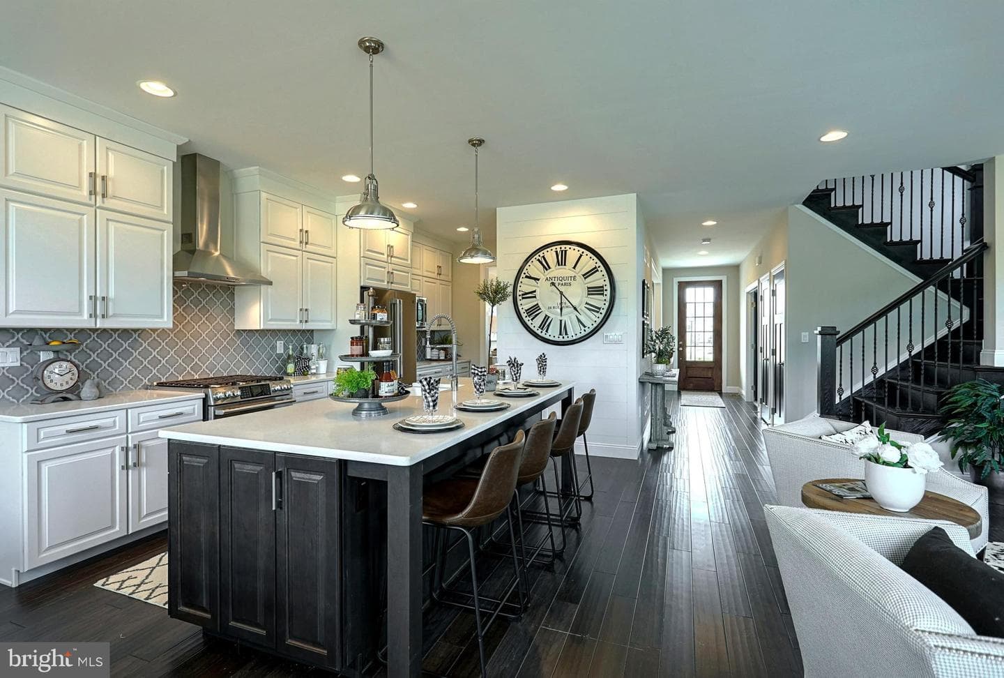 122 Silver Circle #addison photo 8