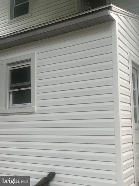 42 Richard Avenue photo 4