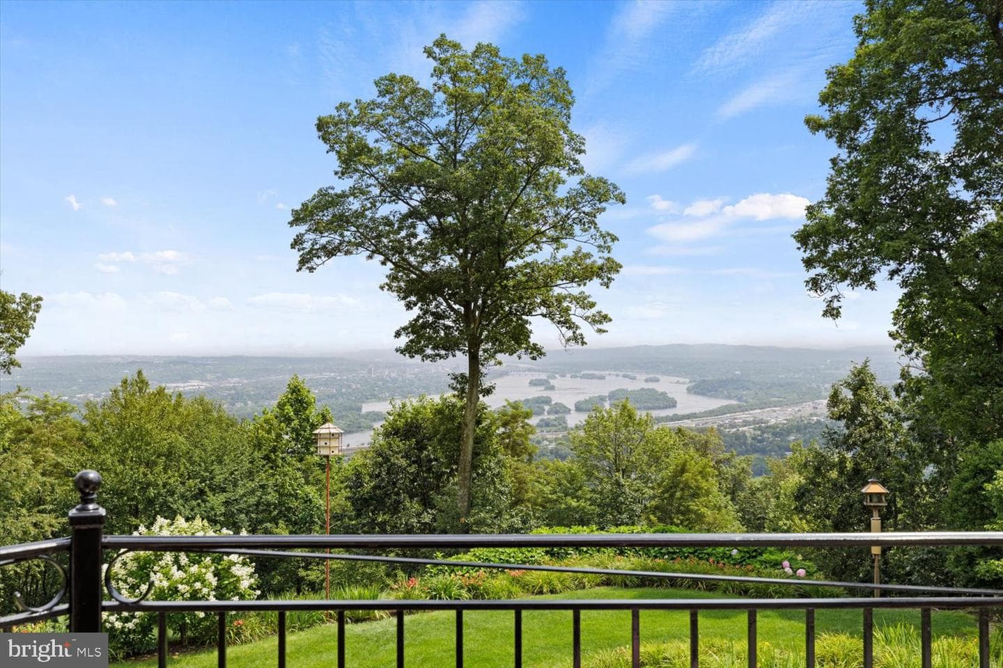 300 River Bend Drive photo 38