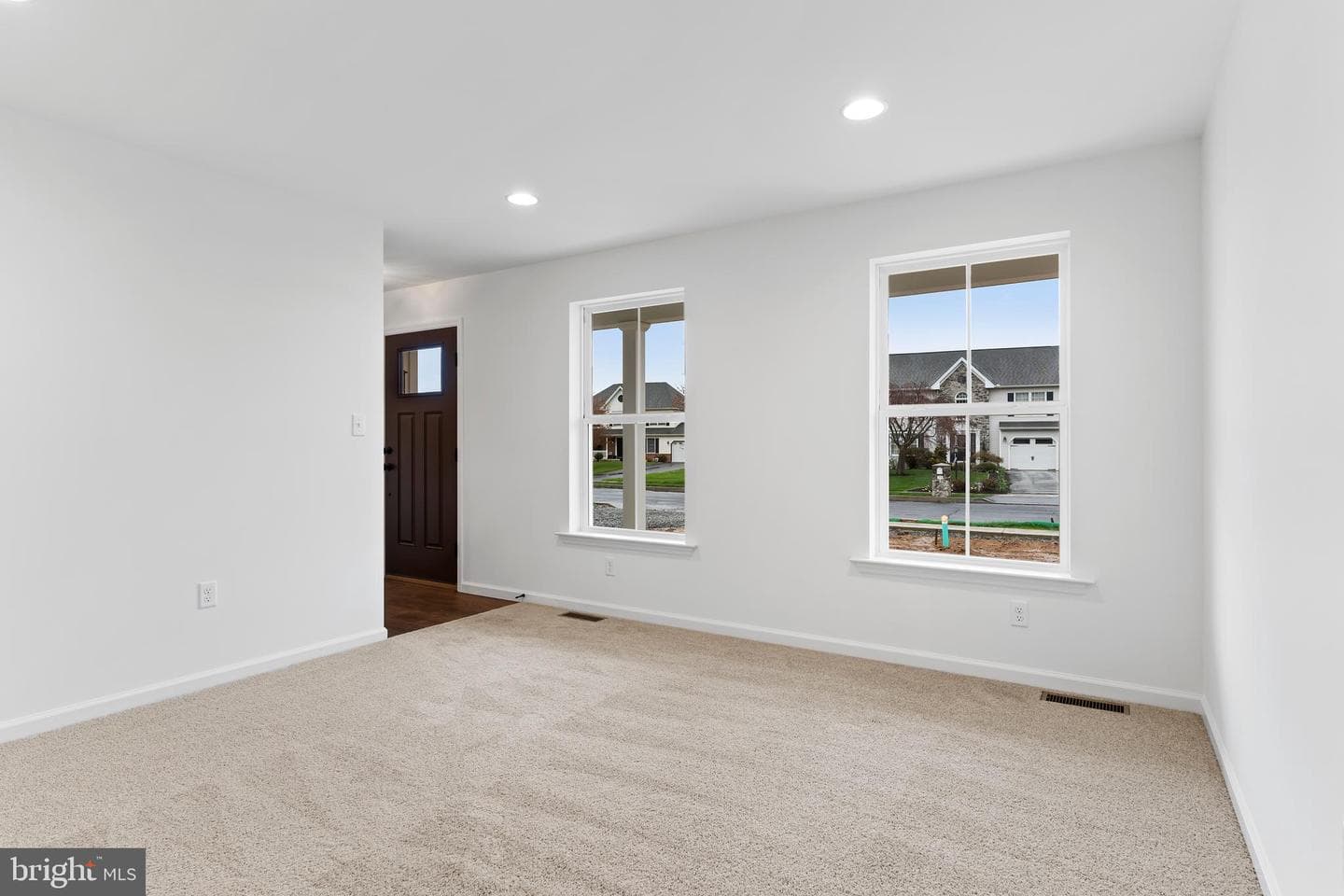 25 Essex Drive photo 15