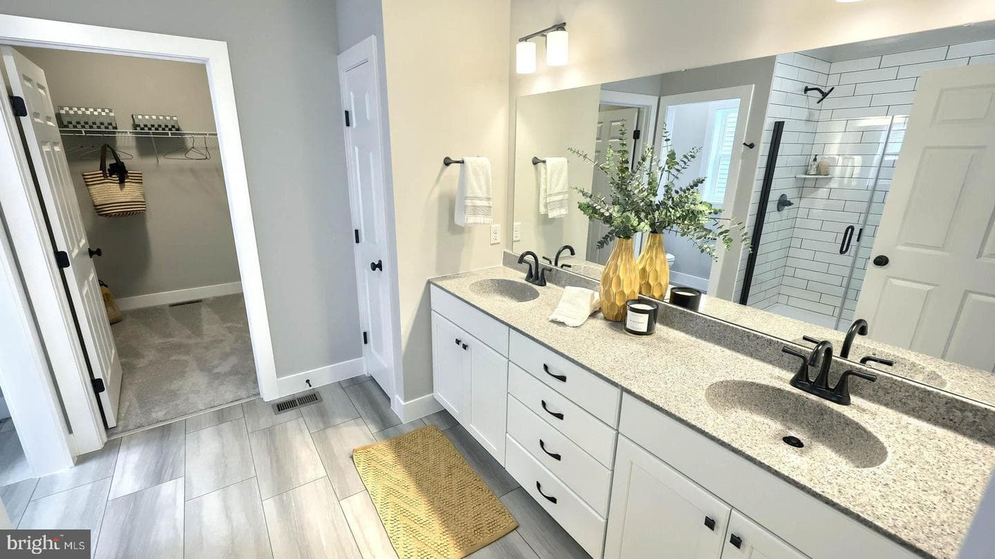515 Estate Drive photo 17