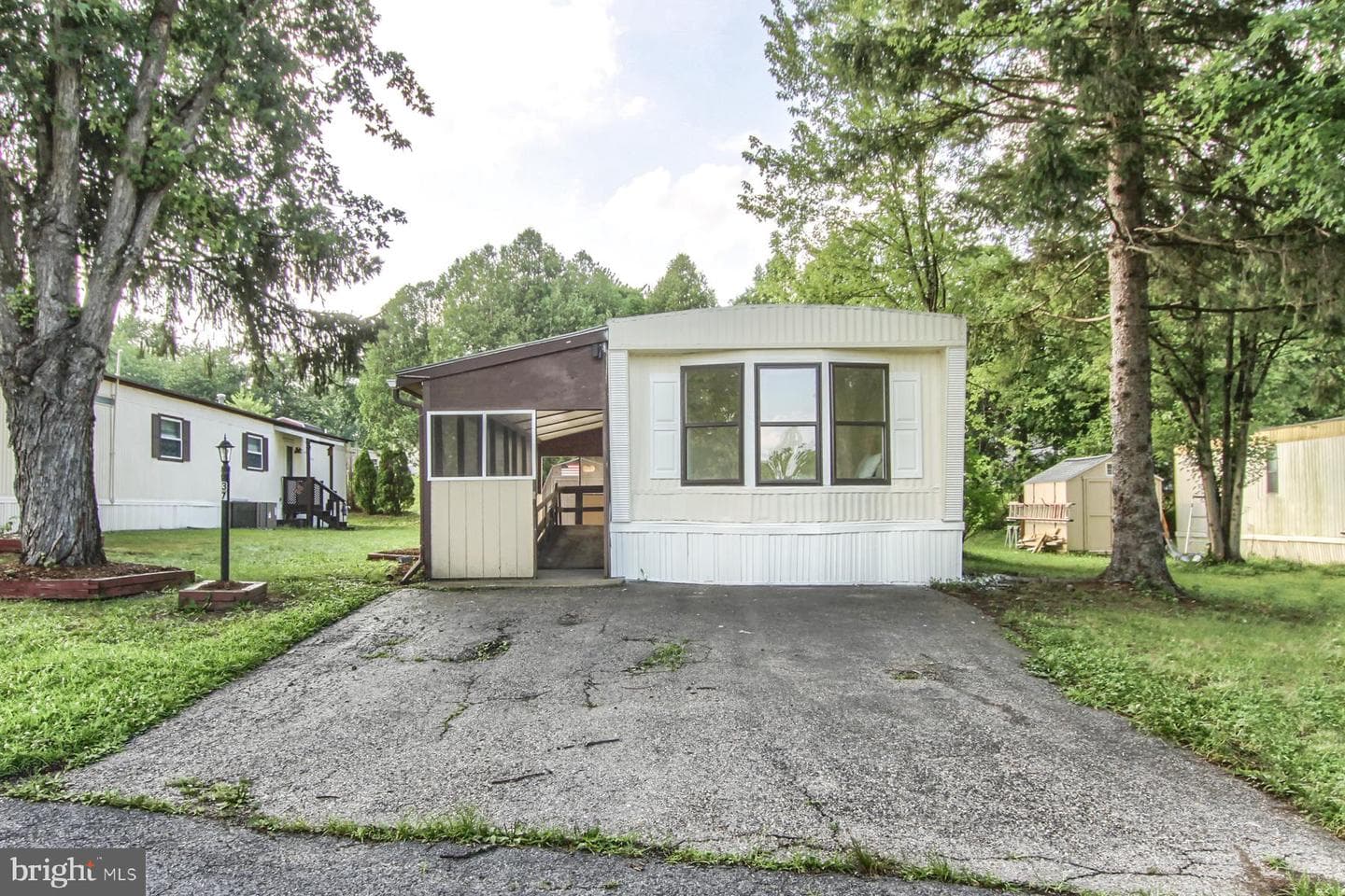 37 Creekside Lane photo 32