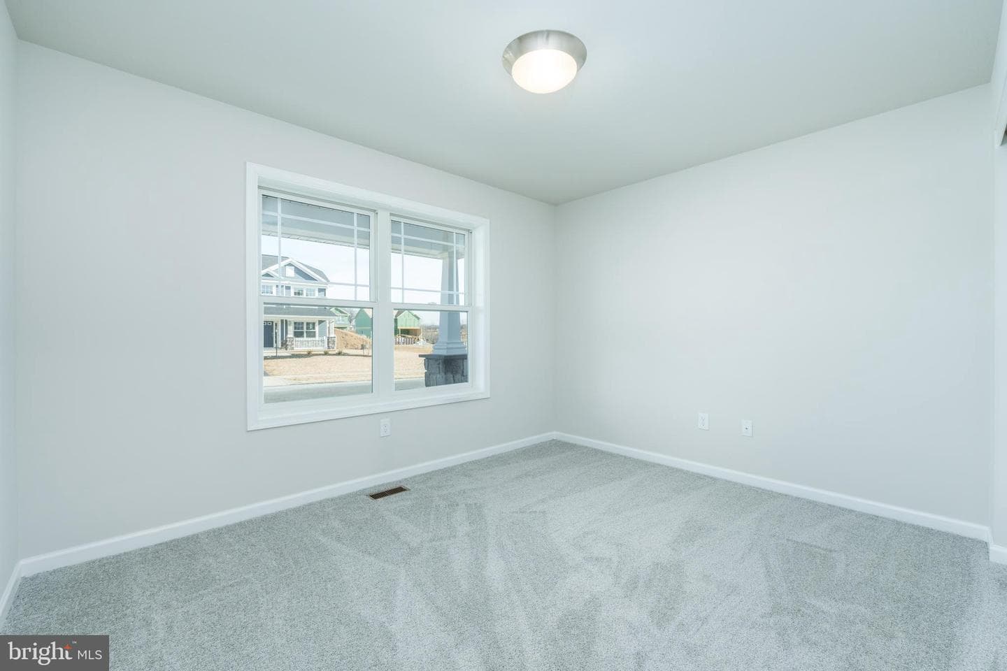 806 Greenwich Lane photo 31