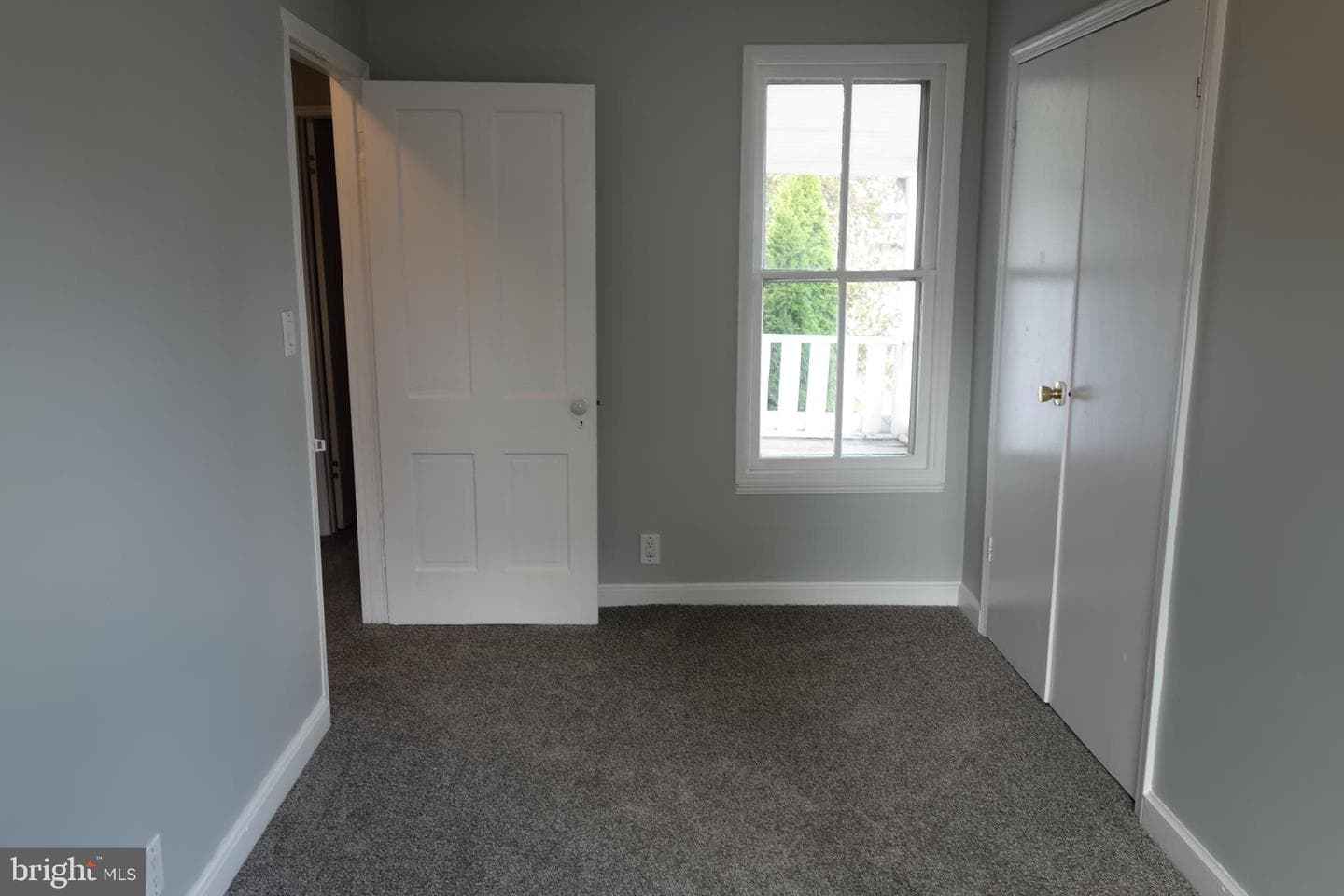 311 E Garfield Street photo 18
