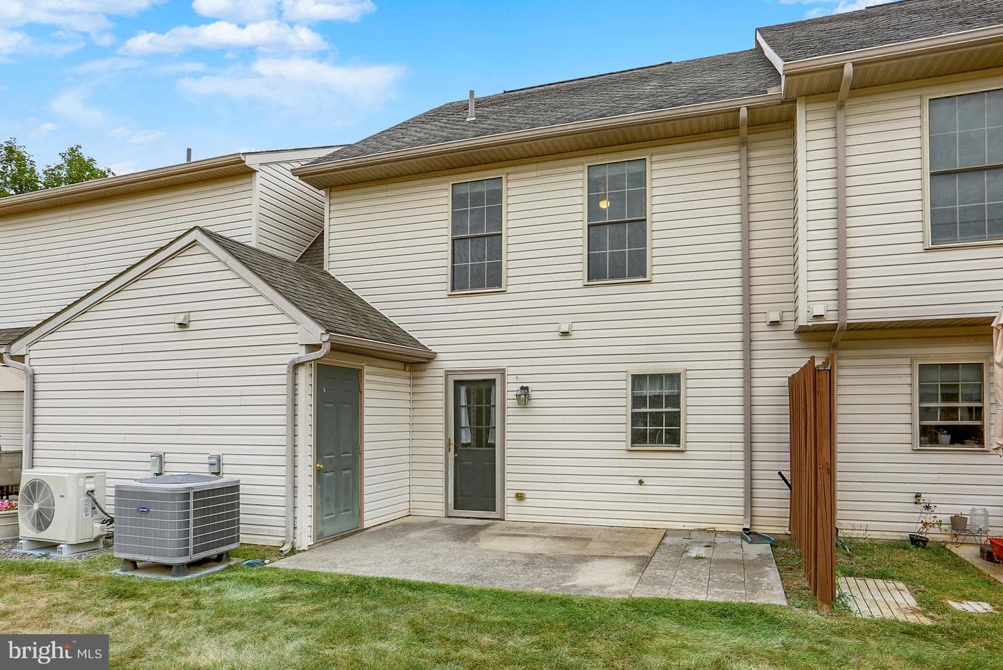 132 Melbourne Lane photo 25