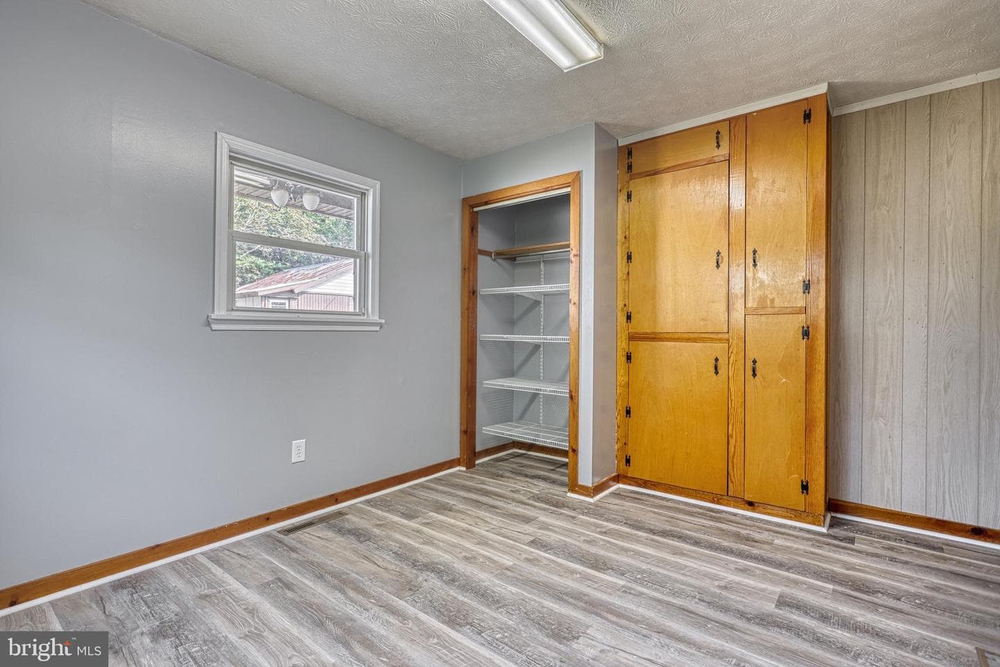 305 W Shady Ln photo 24