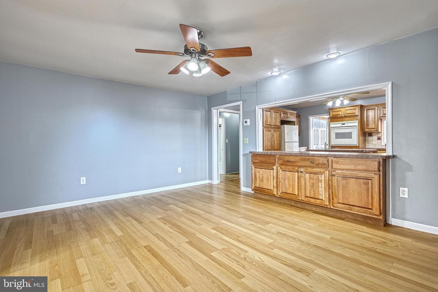 305 W Shady Ln photo 32