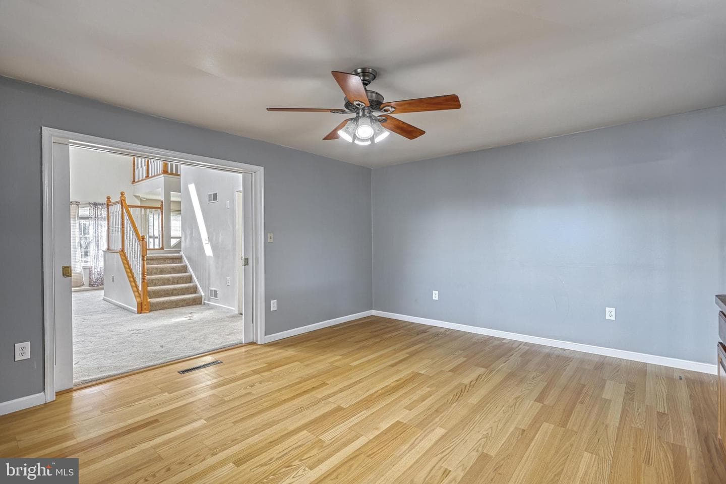 305 W Shady Ln photo 33