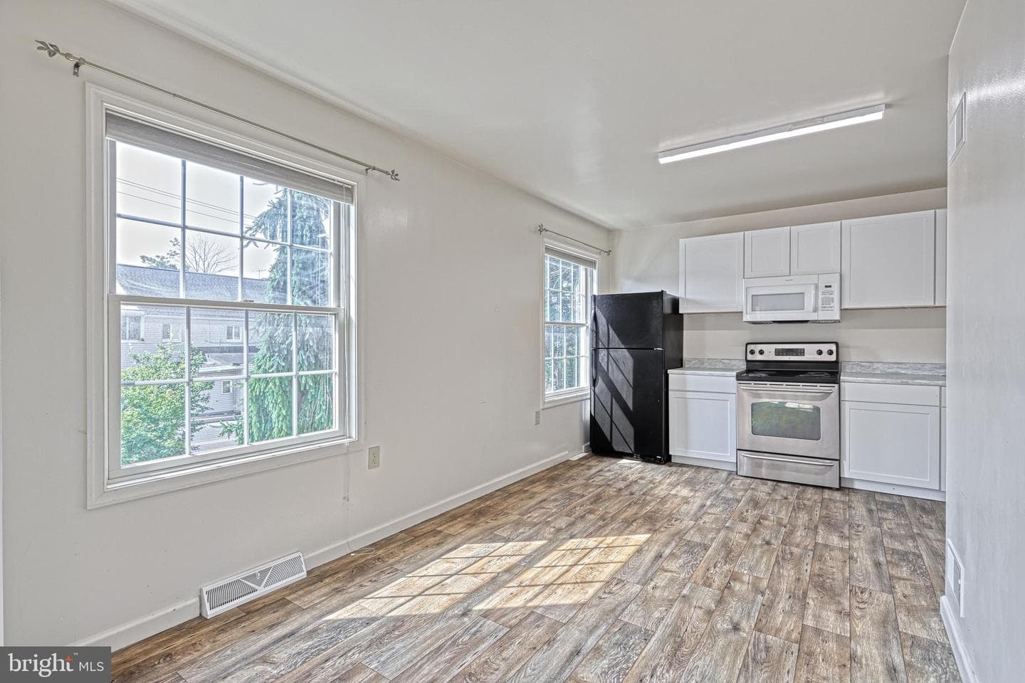 305 W Shady Ln photo 36