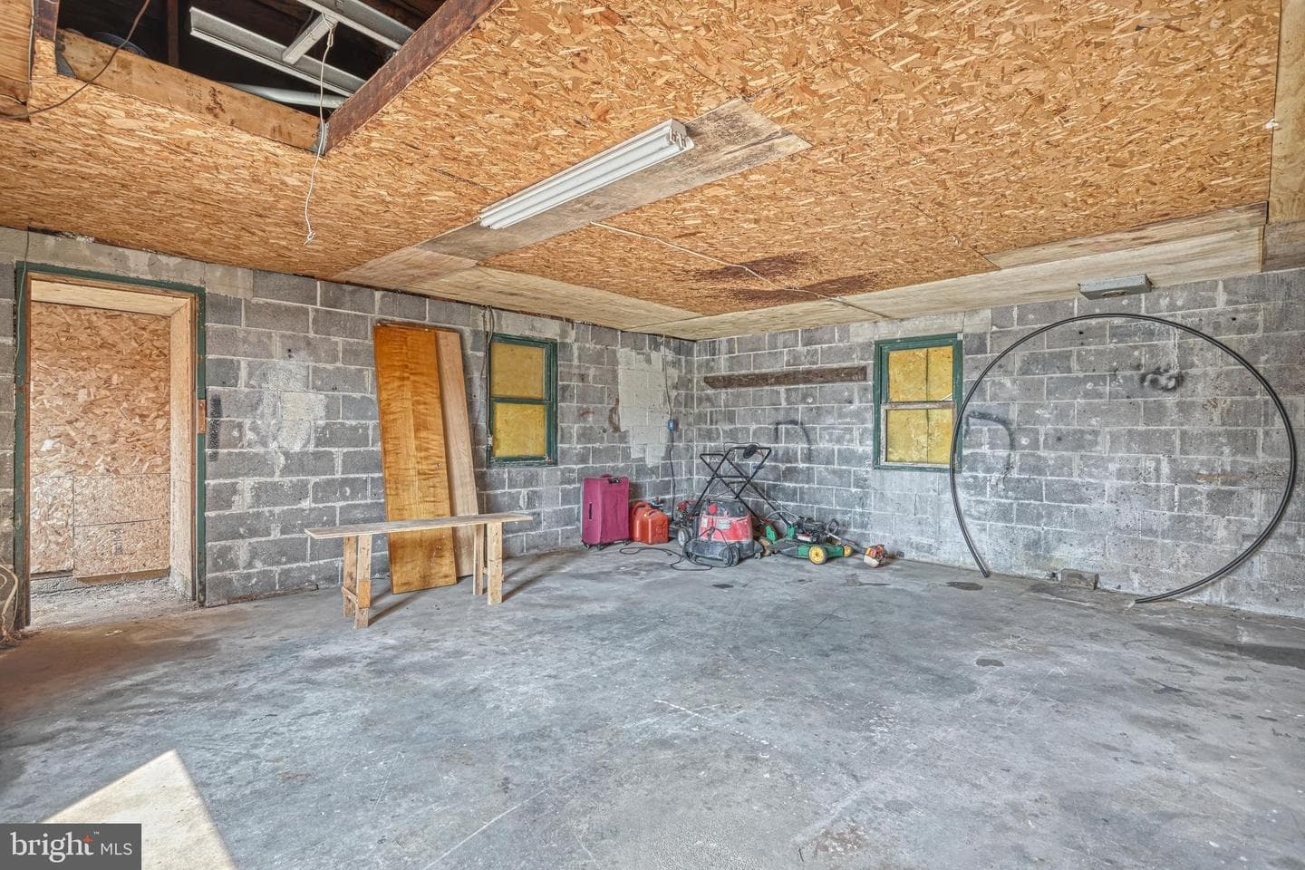 305 W Shady Ln photo 63