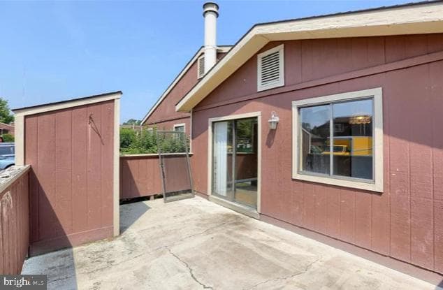 221 Lee Court photo 19