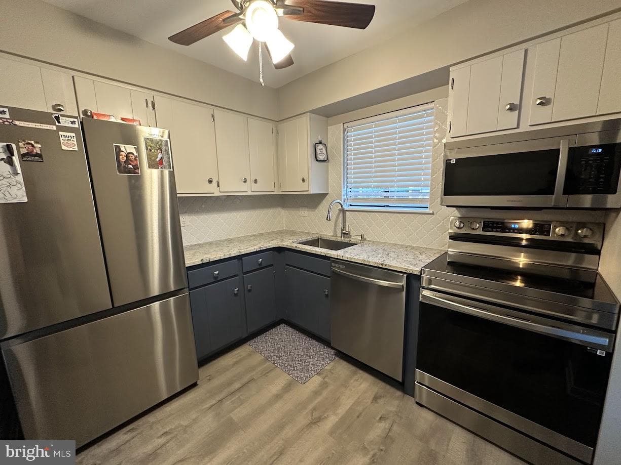 221 Lee Court photo 8