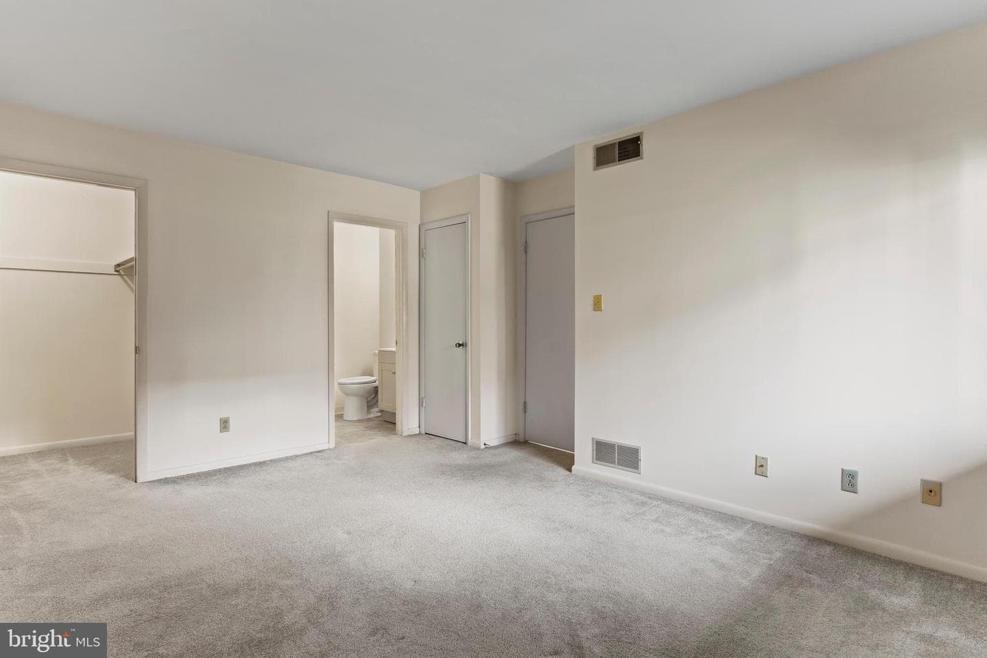 819 Brian Drive photo 12