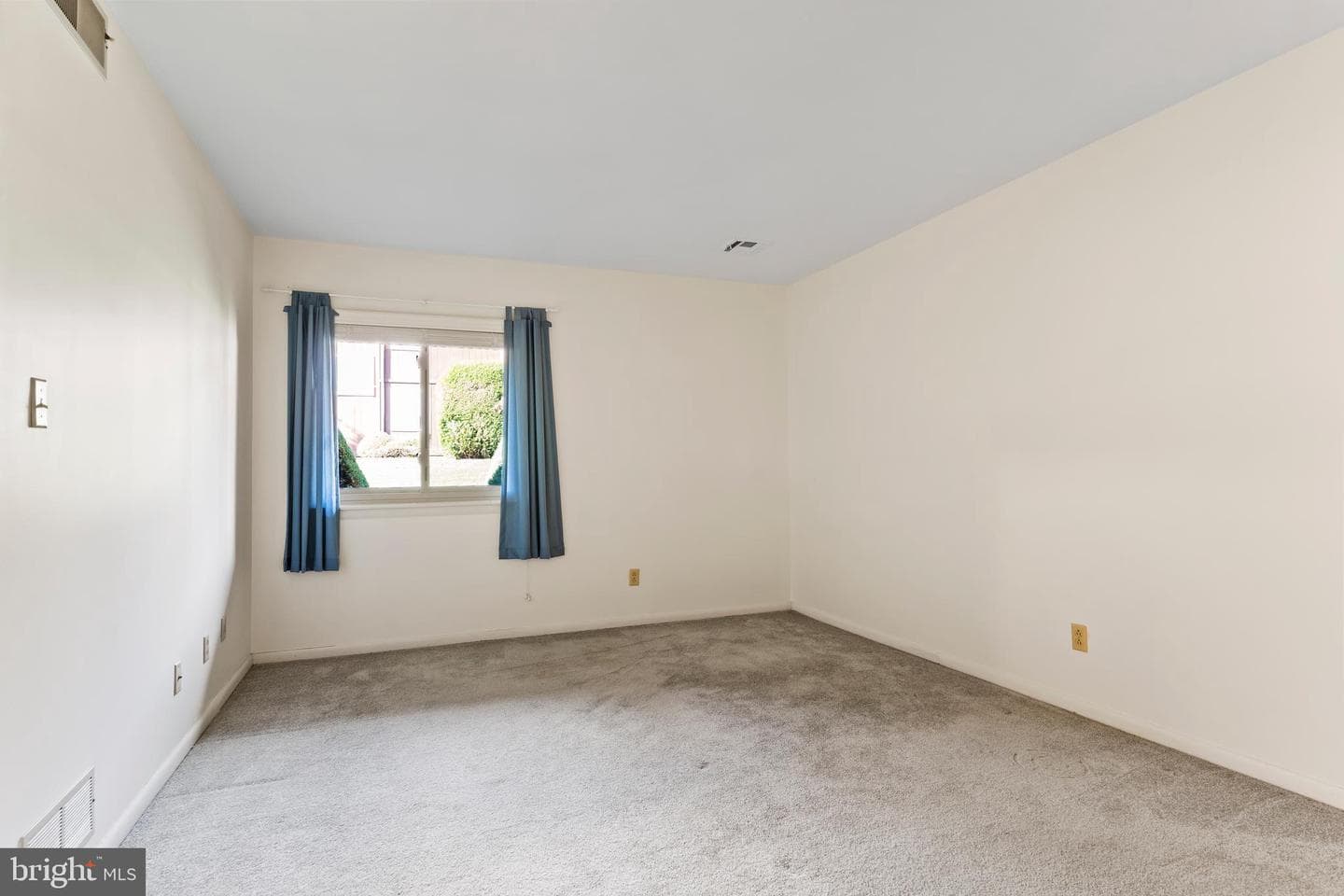 819 Brian Drive photo 13