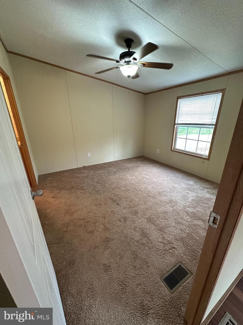 52 Lori Circle photo 21