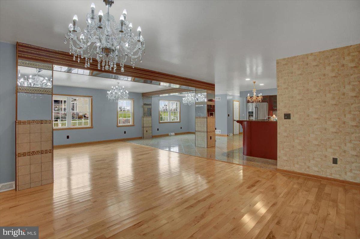409 William Drive photo 23
