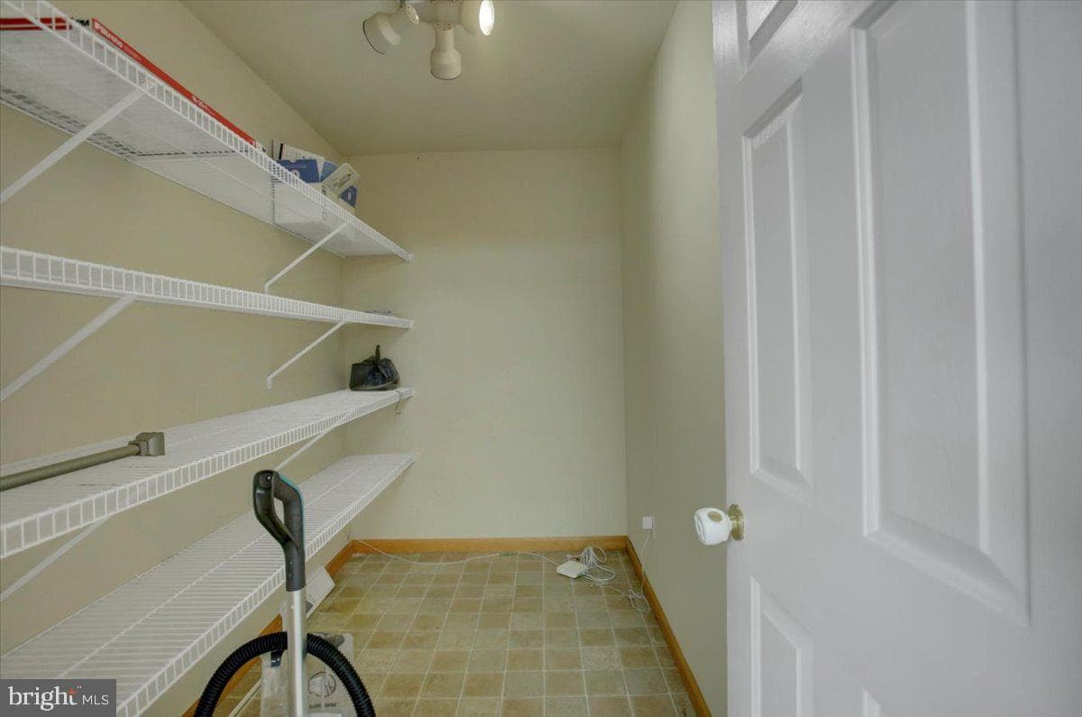 409 William Drive photo 24