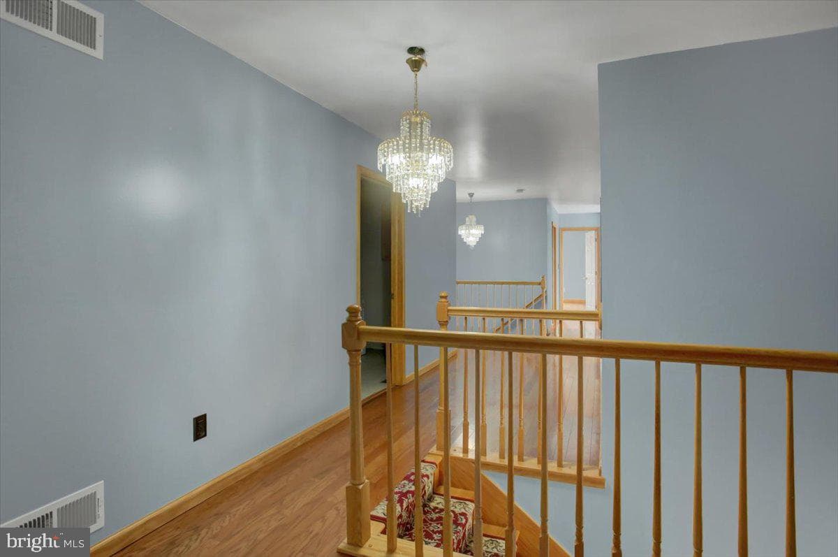 409 William Drive photo 37