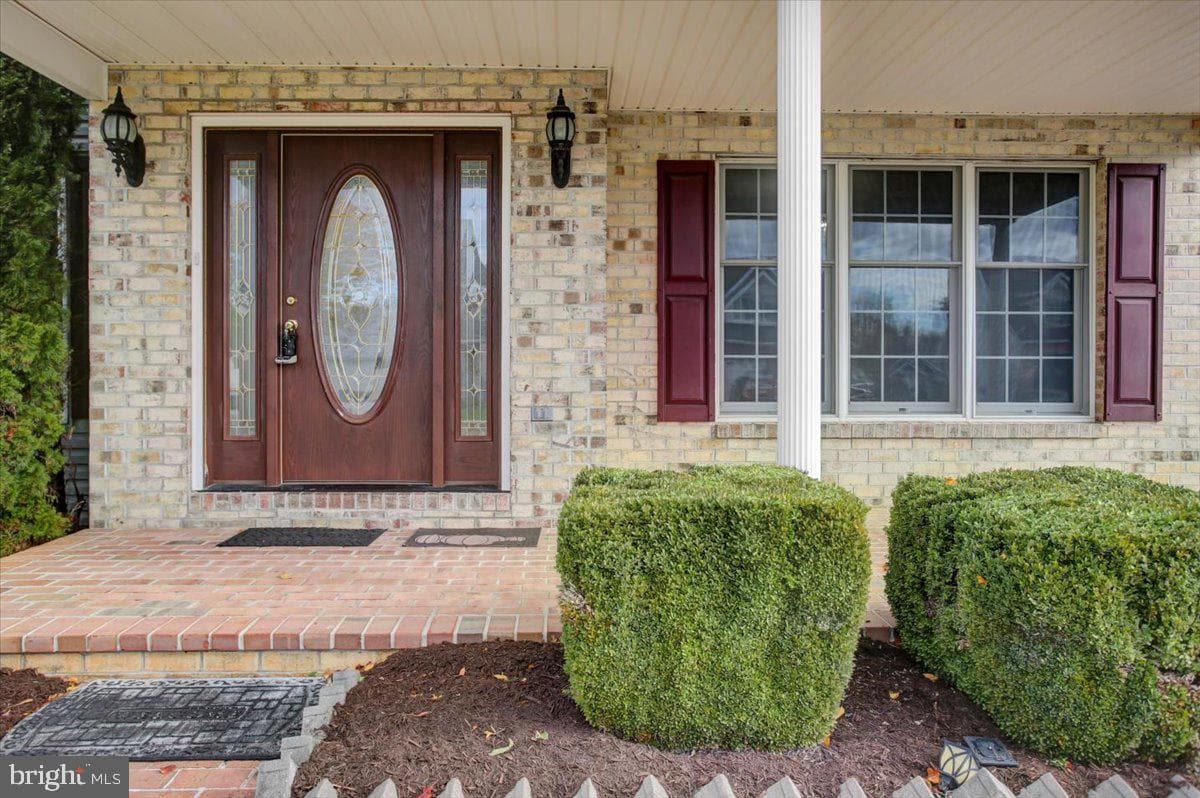409 William Drive photo 5